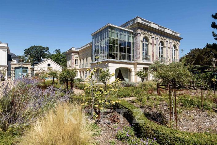 Image No.21-8 Bed House for sale