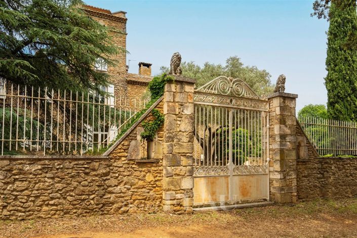 Image No.8-7 Bed House for sale