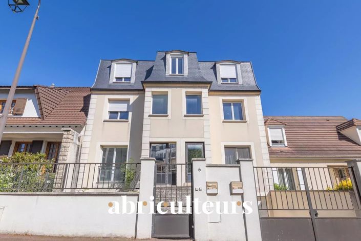 Image No.1-7 Bed Apartment for sale
