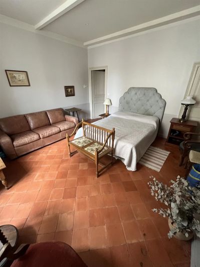 Image No.21-2 Bed Apartment for sale