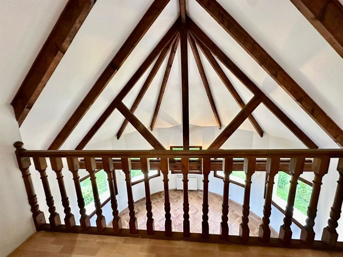 Image No.15-4 Bed House for sale