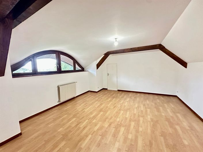 Image No.17-4 Bed House for sale