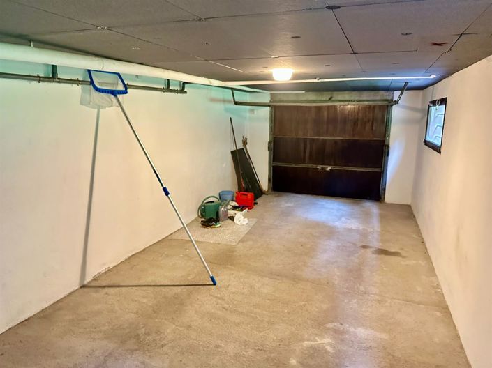 Image No.20-4 Bed House for sale