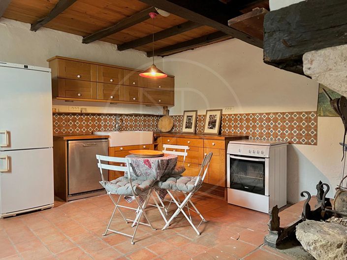 Image No.16-7 Bed House for sale