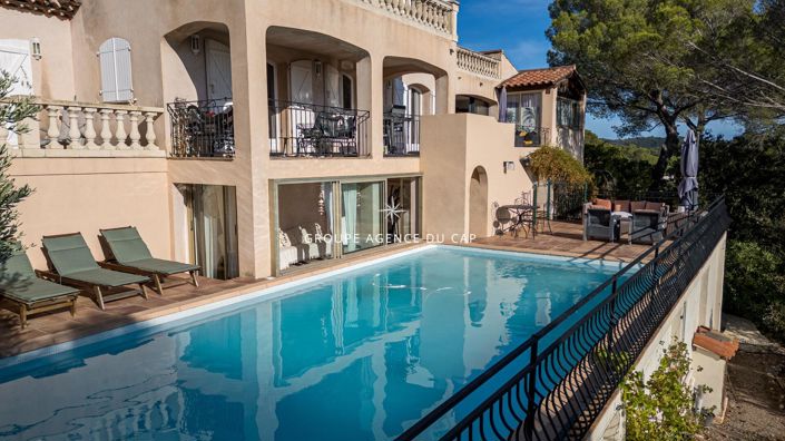 Image No.14-5 Bed House for sale