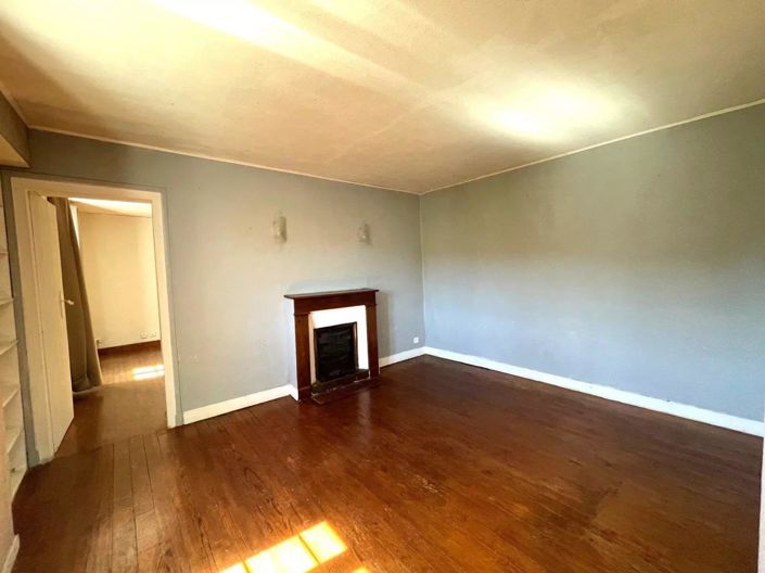 Image No.8-5 Bed House for sale