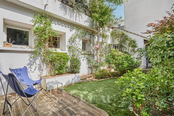 Image No.21-6 Bed House for sale