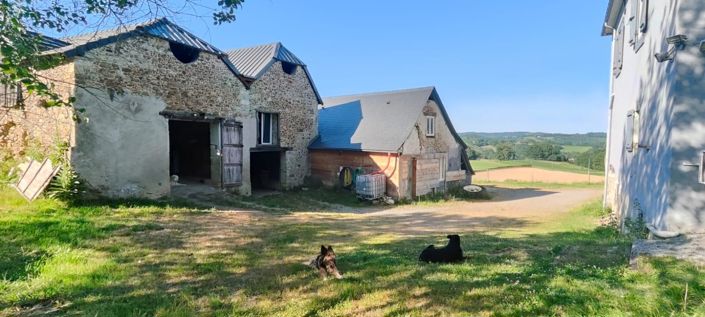 Image No.2-5 Bed House for sale