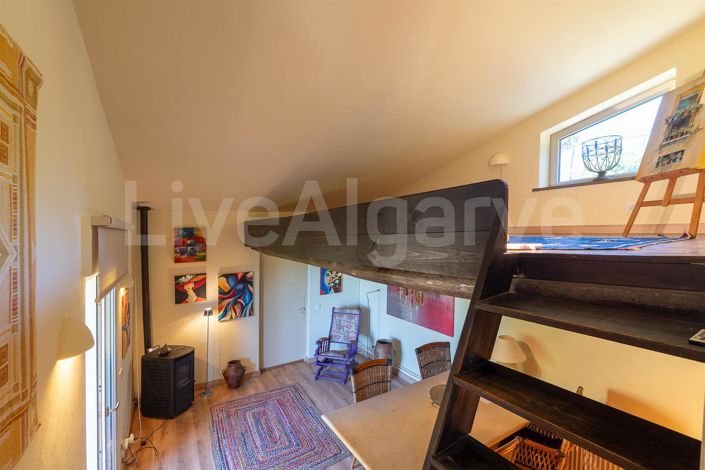 Image No.16-4 Bed House for sale