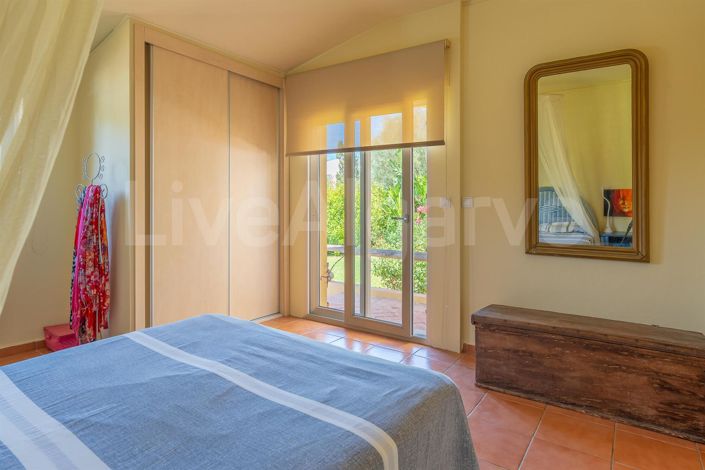 Image No.32-4 Bed House for sale