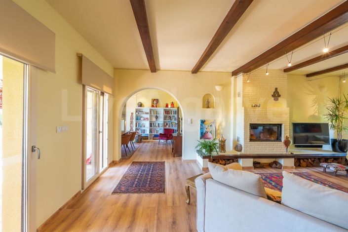 Image No.4-4 Bed House for sale