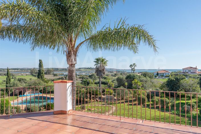 Image No.24-3 Bed House for sale