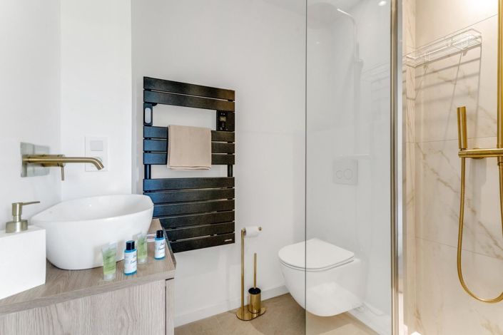 Image No.12-2 Bed Apartment for sale