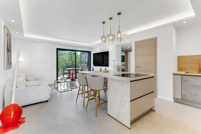 Image No.6-2 Bed Apartment for sale