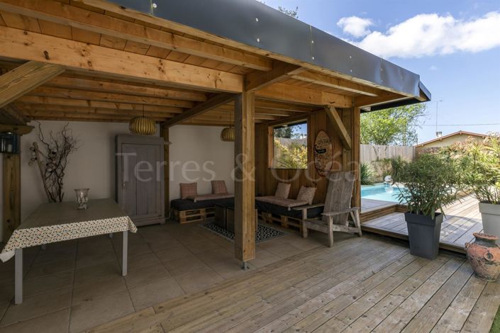 Image No.13-6 Bed House for sale