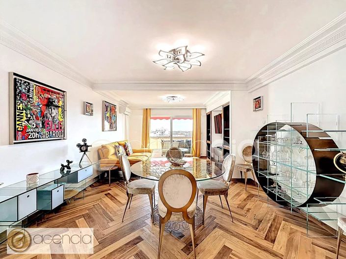 Image No.20-2 Bed Apartment for sale