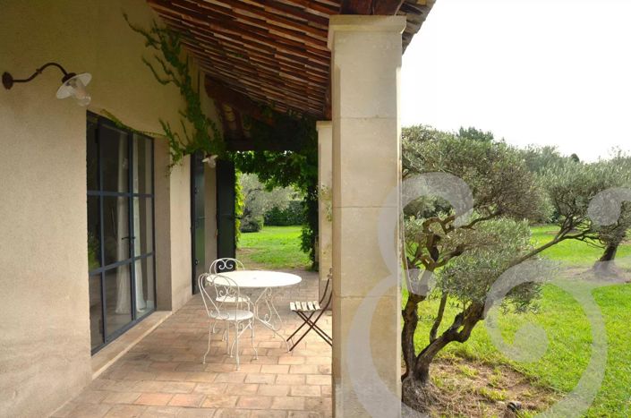 Image No.10-8 Bed House for sale