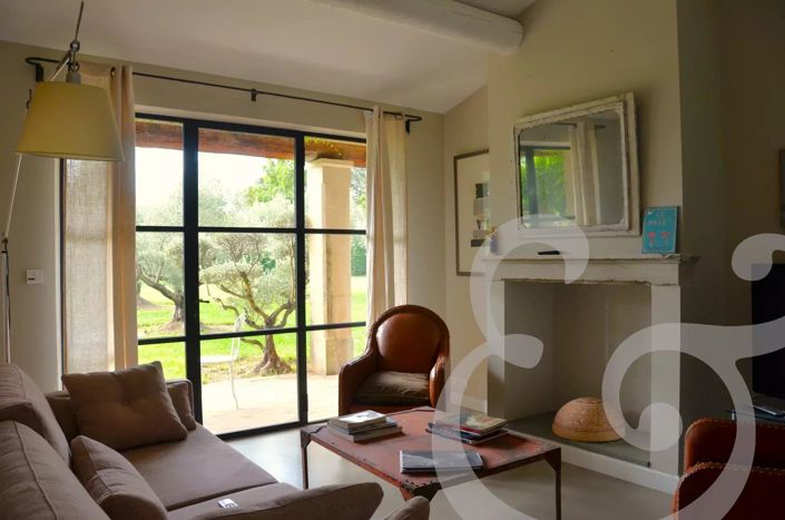 Image No.11-8 Bed House for sale