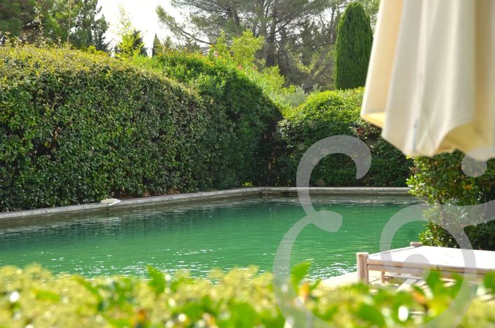 Image No.7-8 Bed House for sale