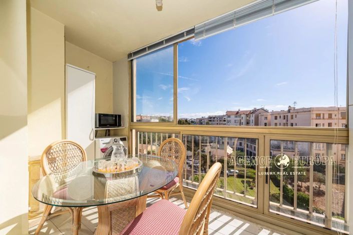 Image No.11-2 Bed Apartment for sale