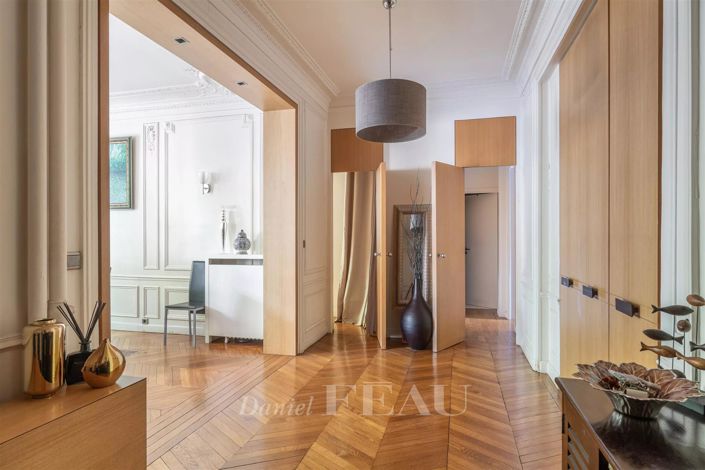 Image No.7-4 Bed Apartment for sale