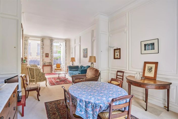 Image No.6-4 Bed House for sale