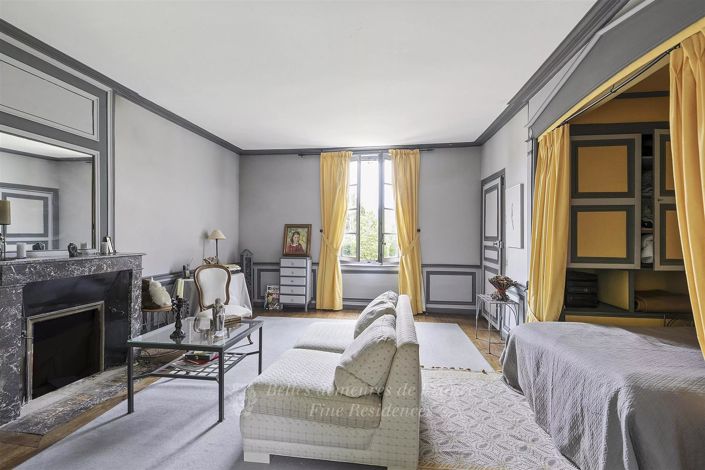 Image No.17-10 Bed House for sale