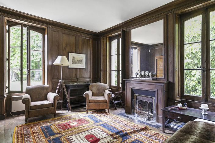 Image No.21-10 Bed House for sale