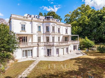 1 - Le Vésinet, House