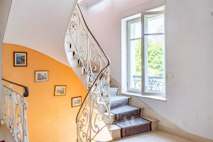 Image No.11-House for sale