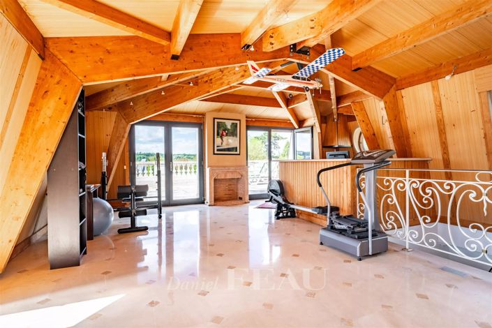 Image No.15-House for sale