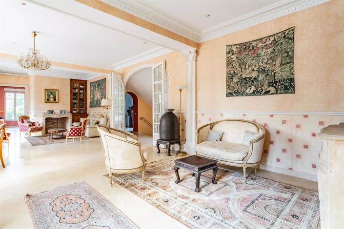 Image No.8-House for sale