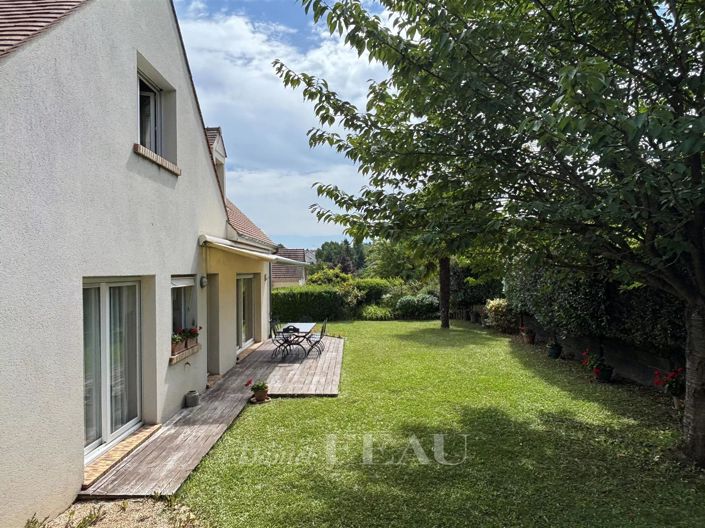 Image No.12-5 Bed House for sale