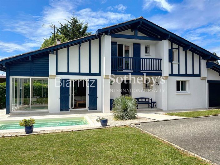 Image No.1-3 Bed House for sale