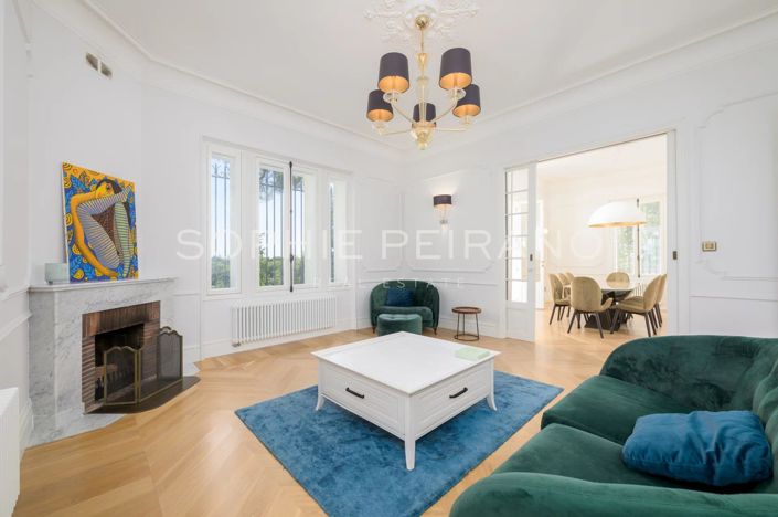 Image No.4-5 Bed House for sale