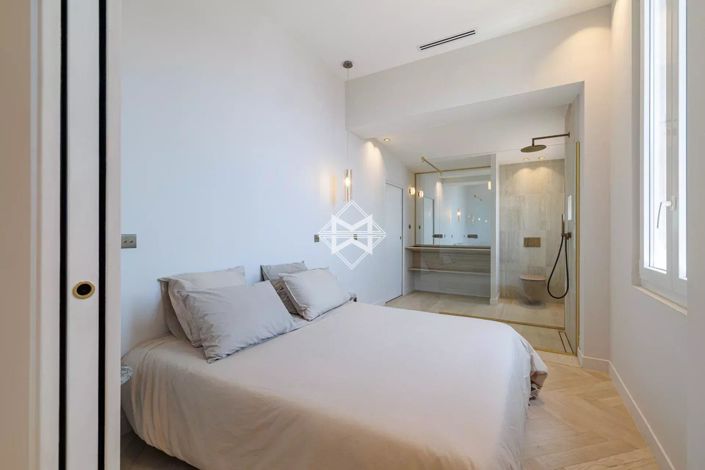 Image No.11-2 Bed Apartment for sale