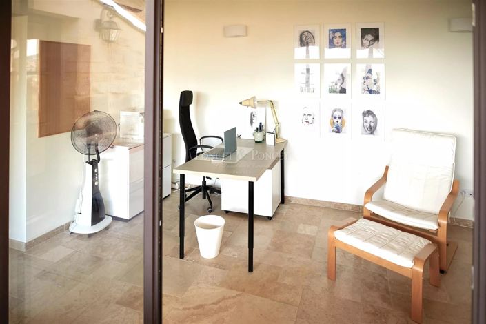 Image No.16-3 Bed House for sale