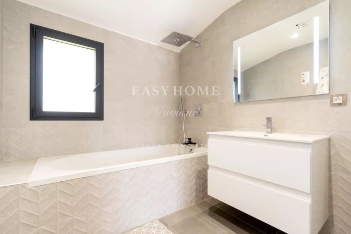 Image No.13-4 Bed House for sale