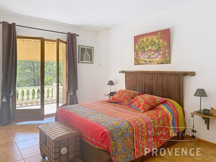 Image No.13-8 Bed House for sale