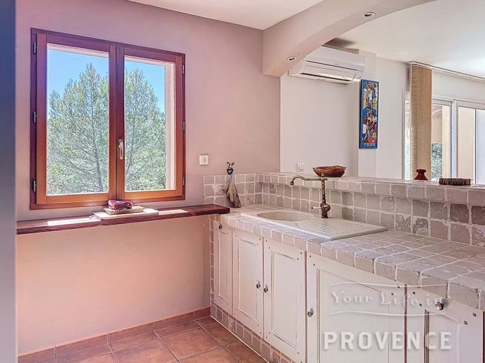 Image No.17-8 Bed House for sale