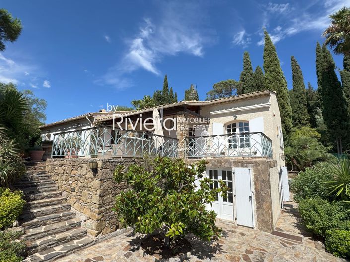 Image No.10-4 Bed House for sale