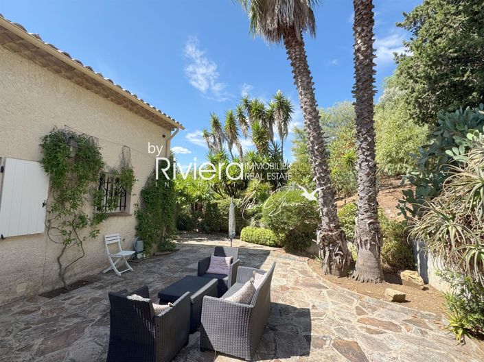 Image No.12-4 Bed House for sale