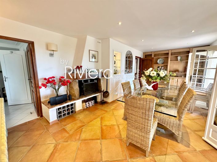 Image No.22-4 Bed House for sale