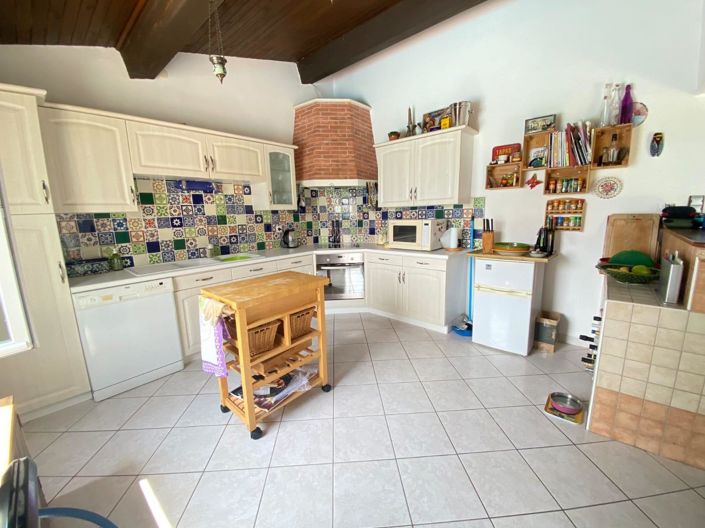 Image No.7-3 Bed House for sale