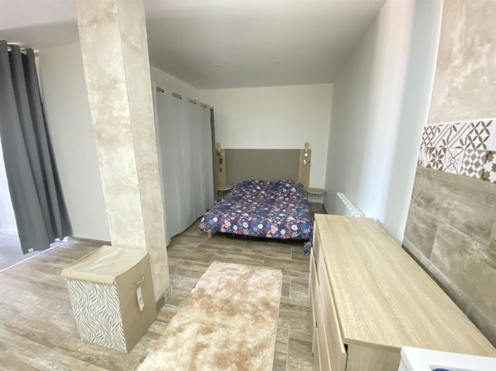 Image No.14-3 Bed House for sale