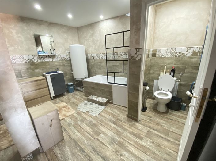 Image No.16-3 Bed House for sale