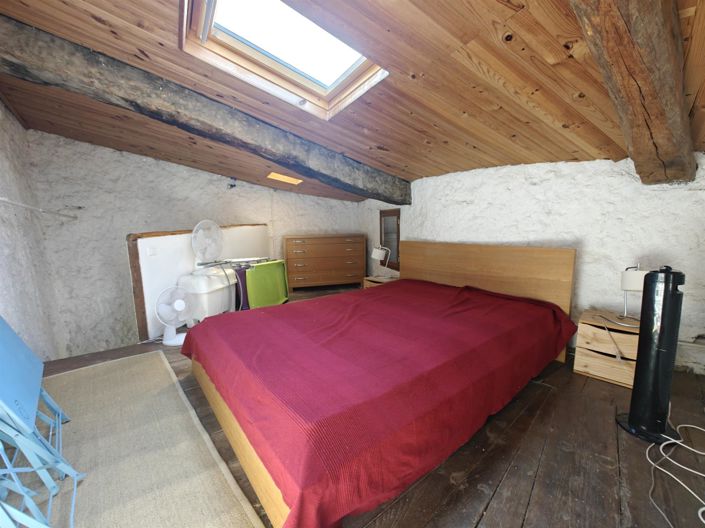 Image No.7-2 Bed House for sale