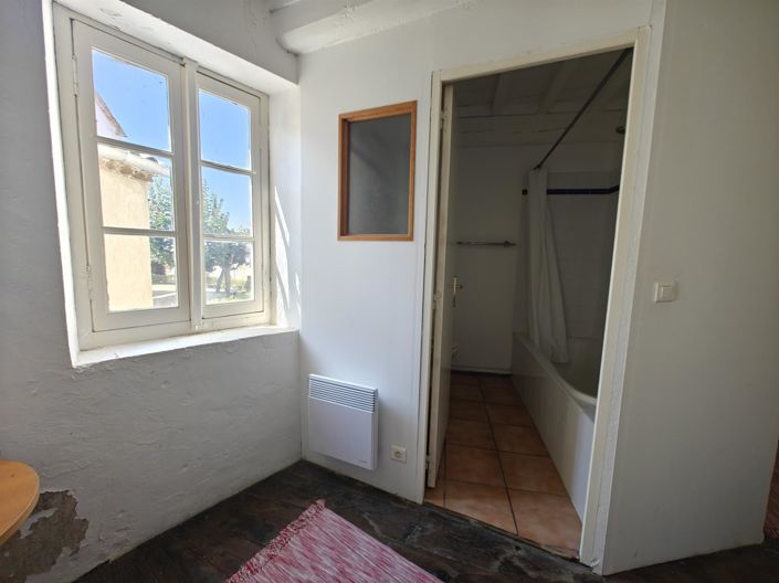 Image No.8-2 Bed House for sale