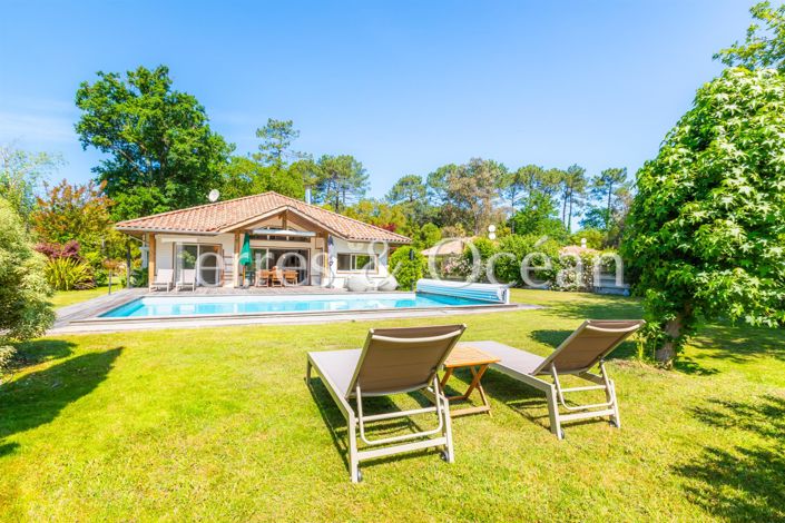 Image No.1-5 Bed House for sale