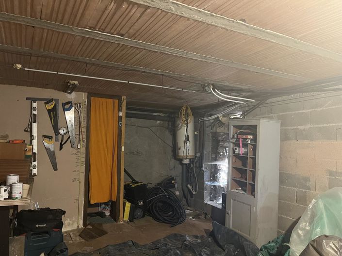 Image No.18-2 Bed House for sale